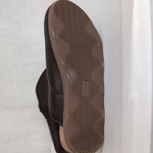 Flex Step Brown Faux Pebbled Leather Backless Mule New without Tags Size 7.5 - Picture 4 of 6